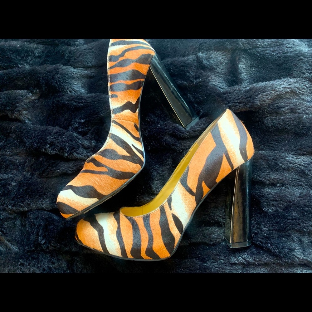 Nine West Heels 7 1/2 Tiger Print